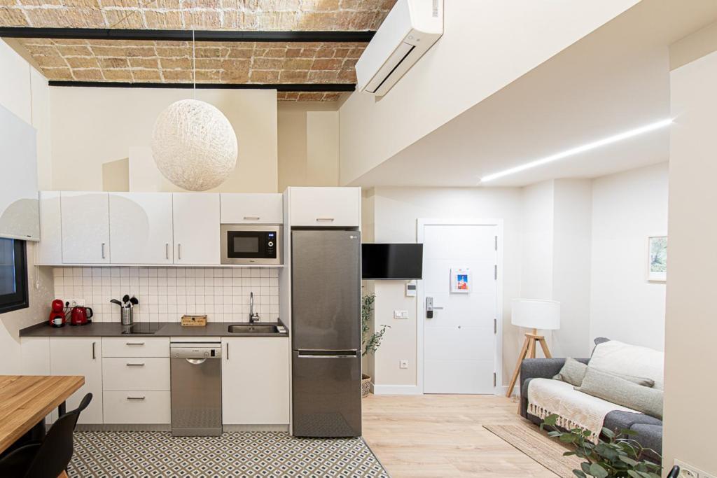 Barcelona Touch Apartments L'Hospitalet de Llobregat Bagian luar foto