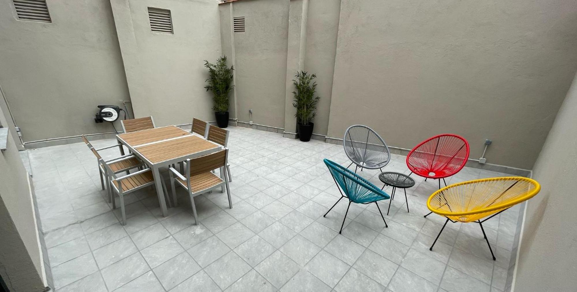 Barcelona Touch Apartments L'Hospitalet de Llobregat Bagian luar foto